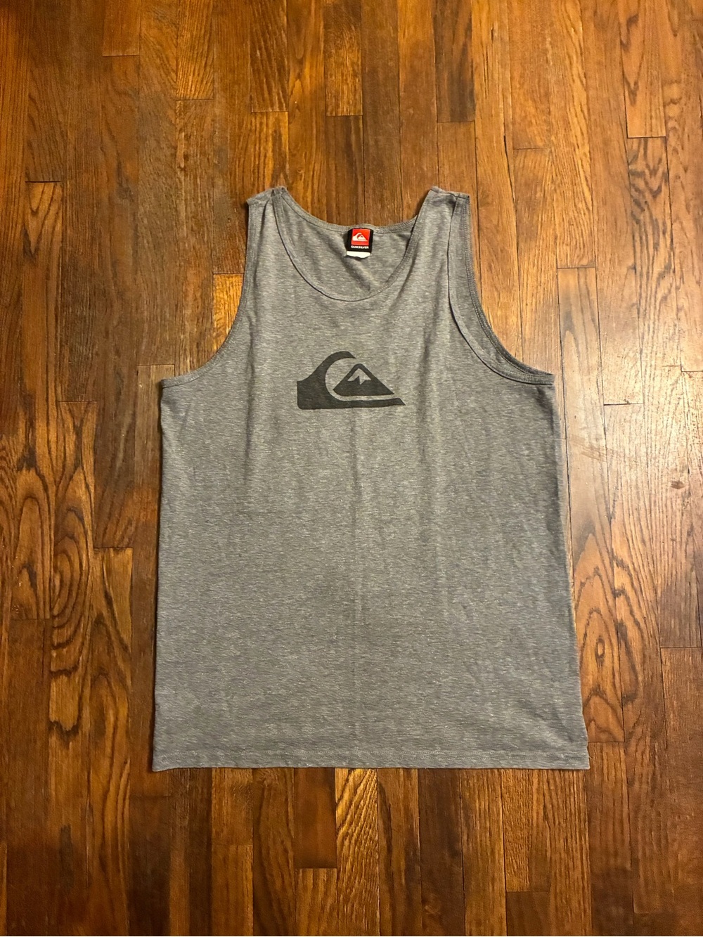 Y2K quicksilver tank top size large